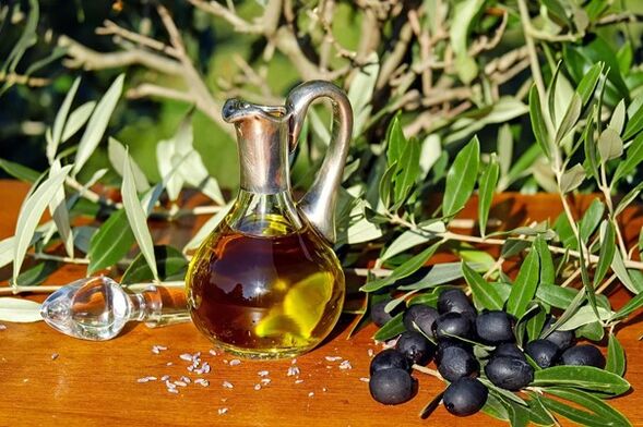 Το φυτικό έλαιο βοηθά να απαλλαγούμε από τους έλμινθους